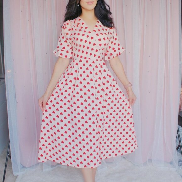 Dresses & Skirts - Heart Midi Dress short sleeve